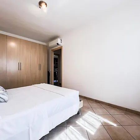 Ginestra House شقة *